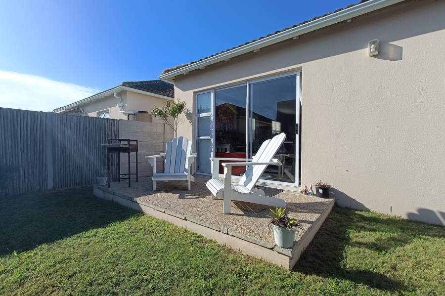 2 Bedroom Property for Sale in Sunningdale Western Cape